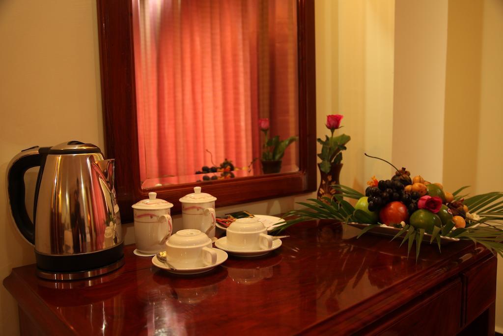 Huang Ting Hotel Phnom Penh Zewnętrze zdjęcie